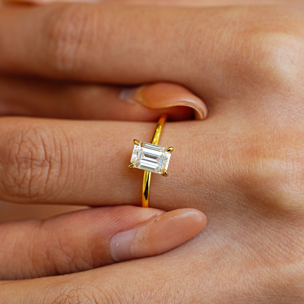 Sally Emerald-cut Ring