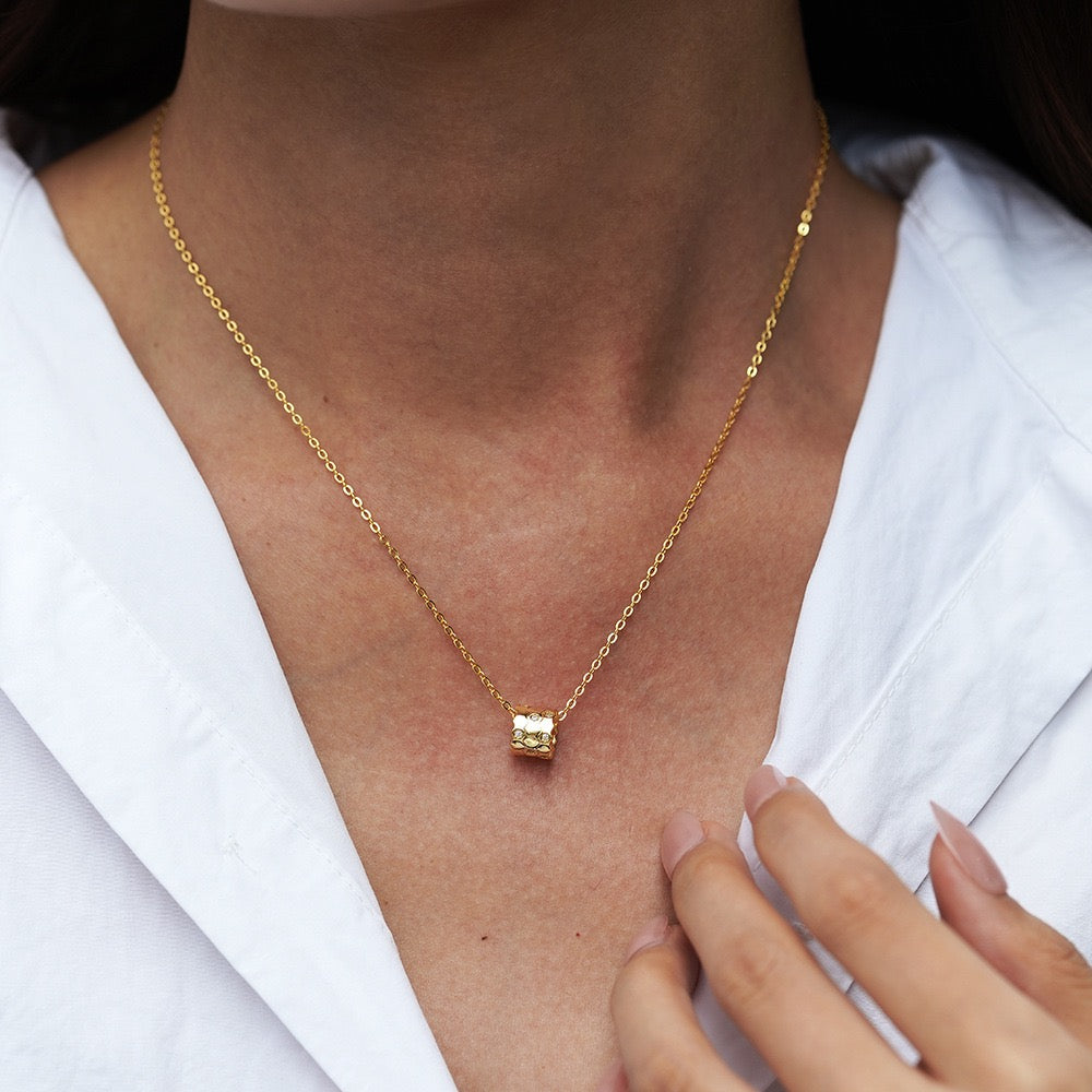 Gigi Honeycomb Necklace
