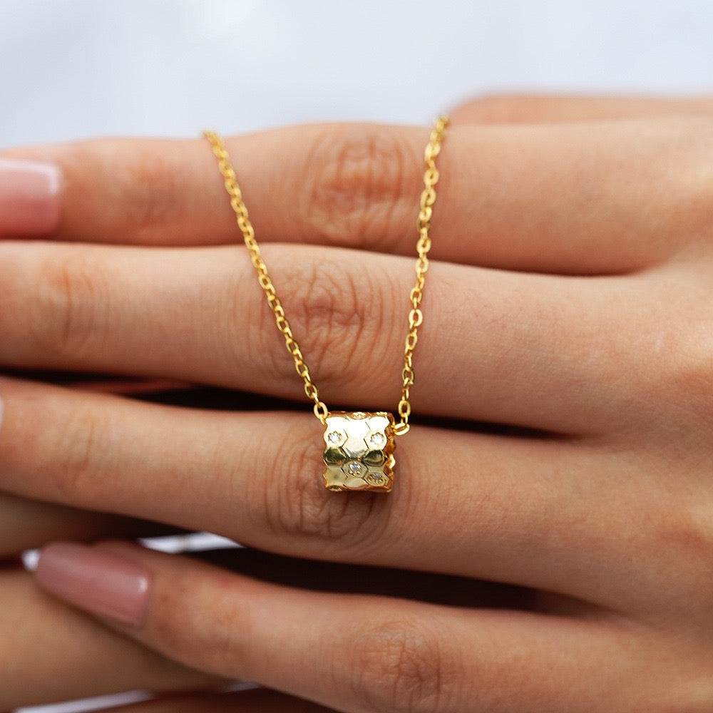 Gigi Honeycomb Necklace