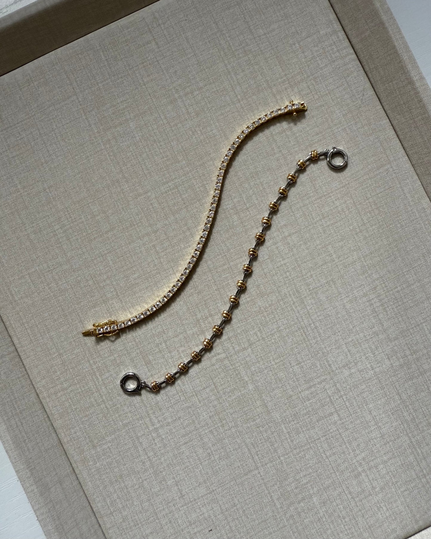 Vivienne Two Tone Knot Bracelet