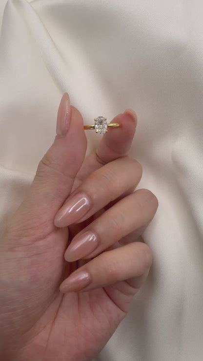 Natalie Oval Ring