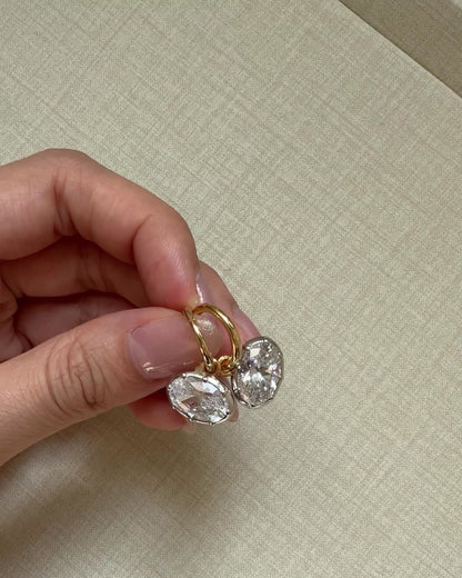The Hailey Oval Earrings