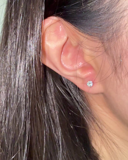 Elaine Diamond Stud Earring